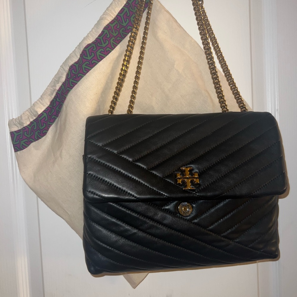 Tory Burch Kira Chevron Convertible Shoulder Bag - Picture 9 of 16